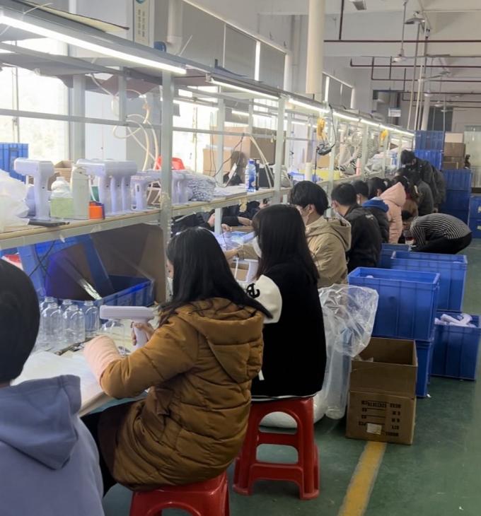 ホーム バッテリー UVCライト 消毒器 スマート 壁掛け歯ブラシ 消毒器 11